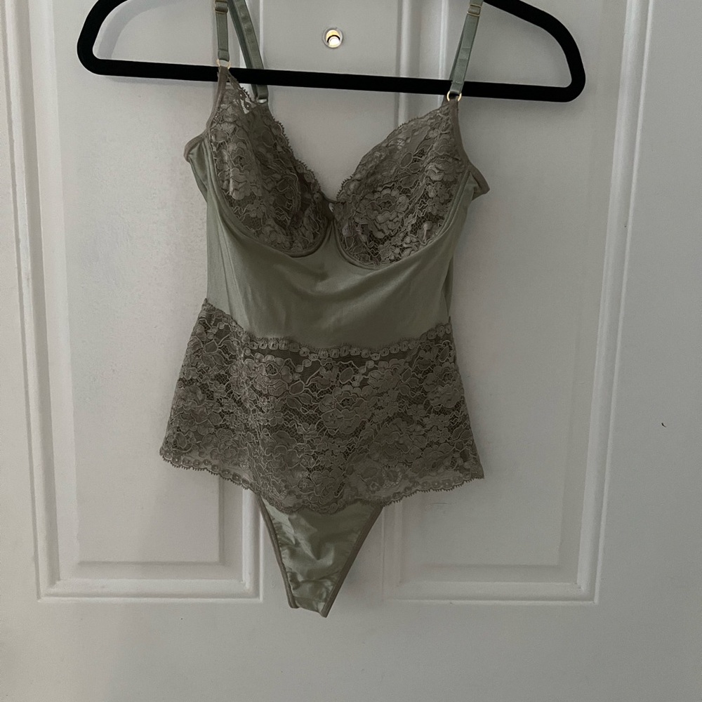 Hanro Satin and Lace Bodysuit in Olive Green